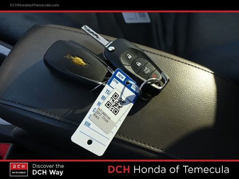 Used 2017 Chevrolet Cruze LS FWD image 8