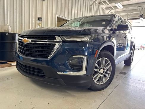 Used 2023 Chevrolet Traverse LT AWD/4WD image 33