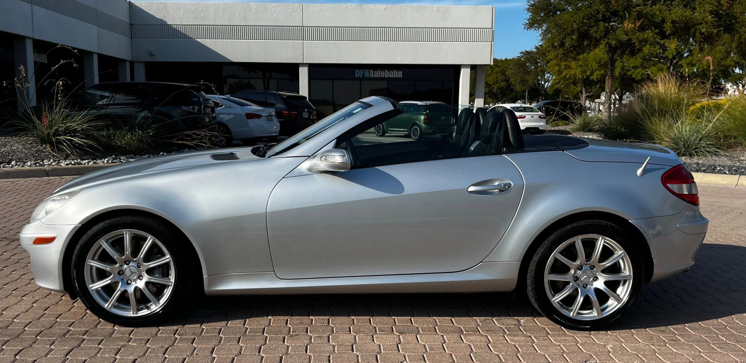 Used 2005 Mercedes-Benz SLK 350 image 11