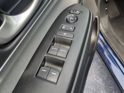 Used 2022 Honda CR-V EX image 19