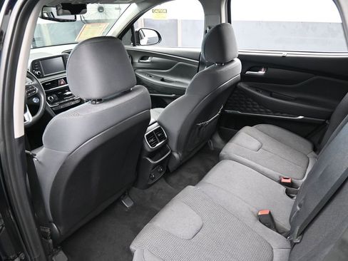 Used 2019 Hyundai Santa Fe SEL image 34