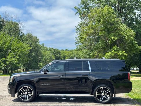 Used 2015 GMC Yukon XL SLE w/ Convenience Package AWD/4WD image 10