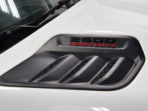 Used 2023 RAM 2500 Laramie w/ Night Edition image 14