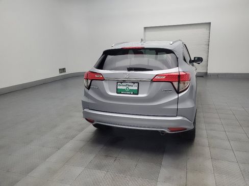 Used 2019 Honda HR-V Touring image 7