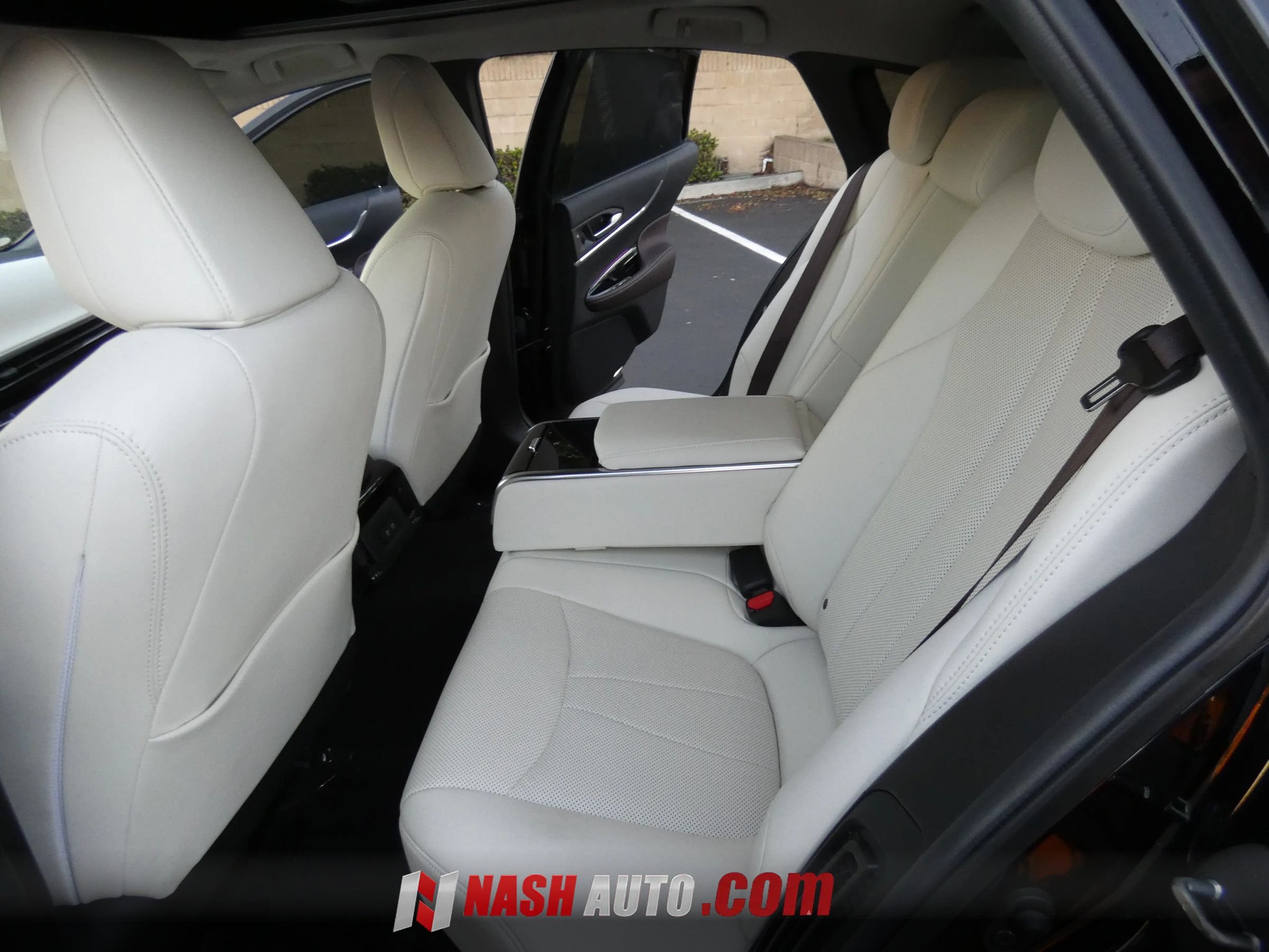 Used 2021 Toyota Mirai RWD image 47