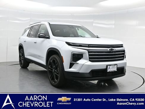New 2026 Chevrolet Traverse LT w/ Driver Confidence Package FWD image 59