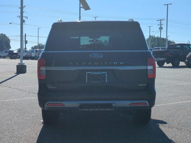 Certified 2022 Ford Expedition Max XLT RWD image 5