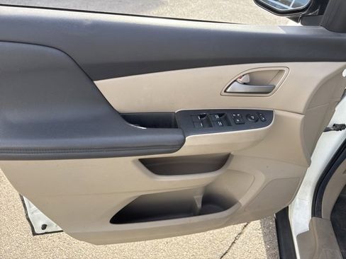 Used 2011 Honda Odyssey EX-L image 20