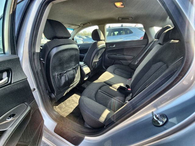 Used 2018 Kia Optima LX FWD image 19