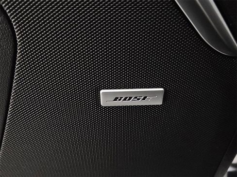 Used 2021 GMC Yukon Denali w/ Denali Premium Package image 27