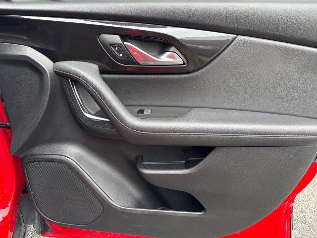 Used 2020 Chevrolet Blazer RS AWD/4WD image 34