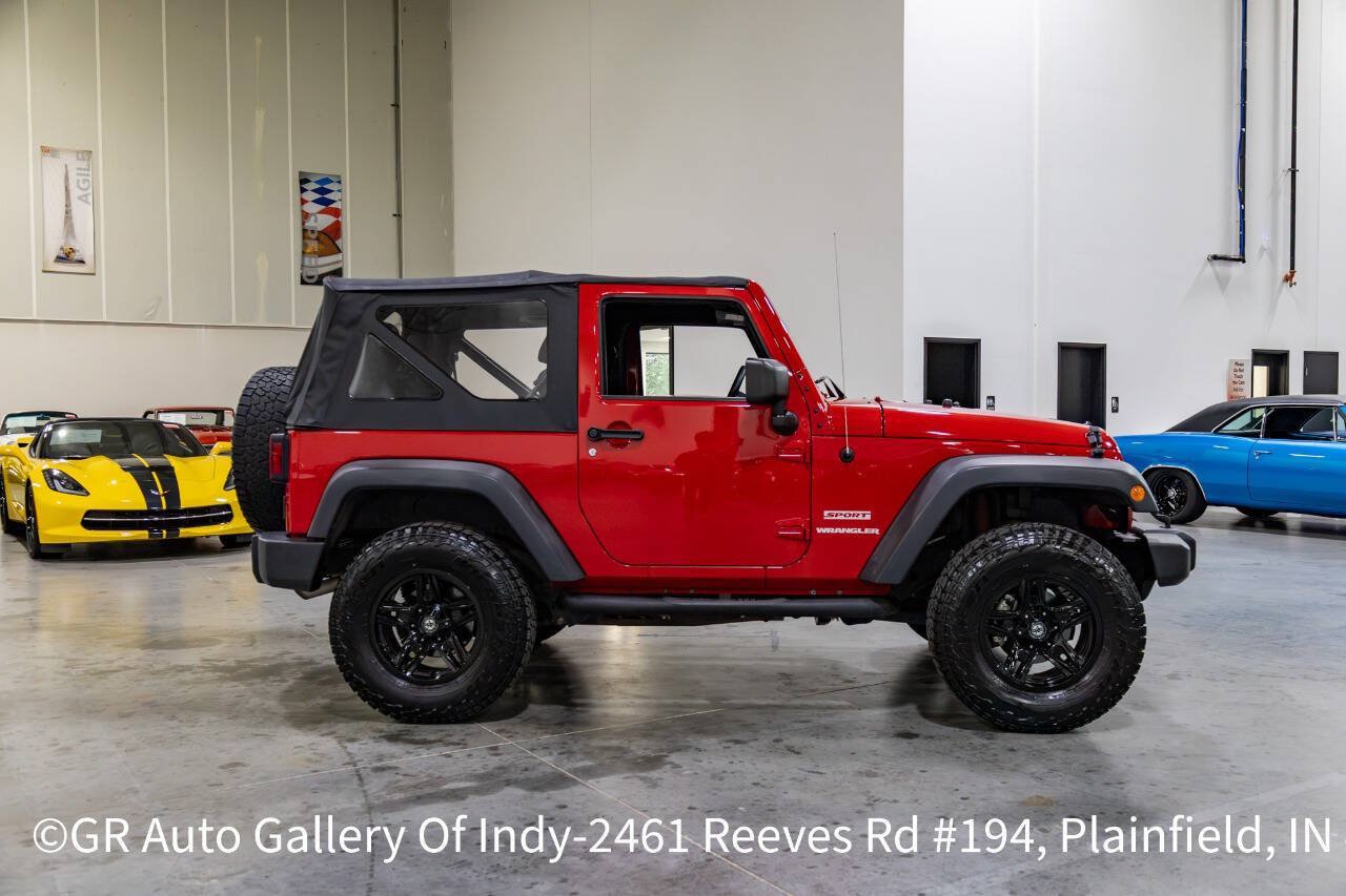 Used 2011 Jeep Wrangler Sport AWD/4WD image 40