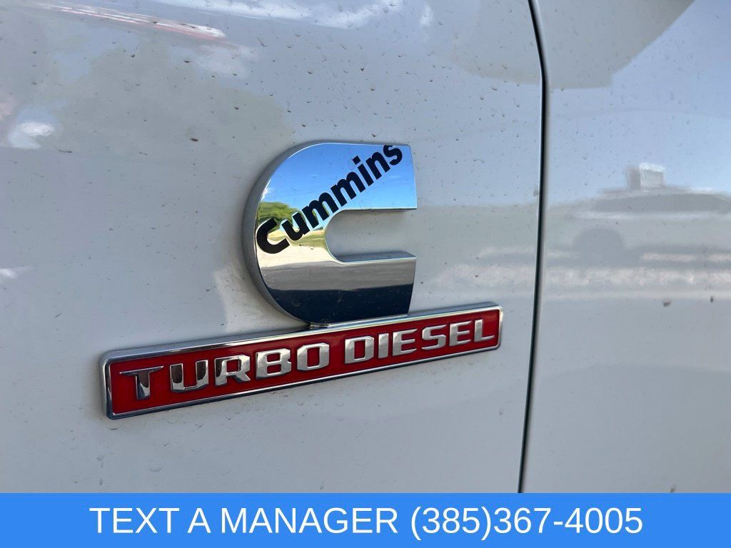 Used 2025 RAM 2500 Laramie AWD/4WD image 10