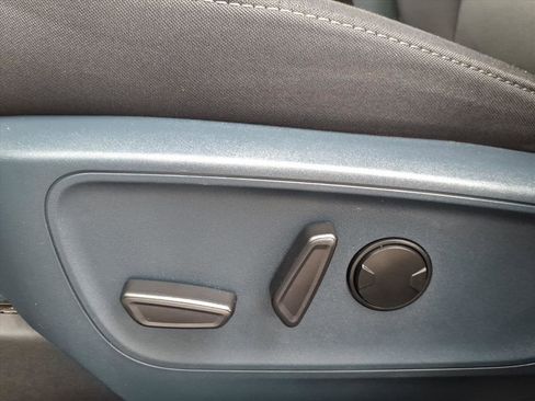 Used 2024 Ford Maverick XL image 22