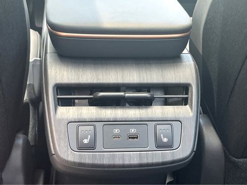 New 2023 Nissan Ariya EVOLVE+ image 15