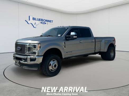 Used 2020 Ford F350 Lariat w/ Lariat Ultimate Package AWD/4WD image 1