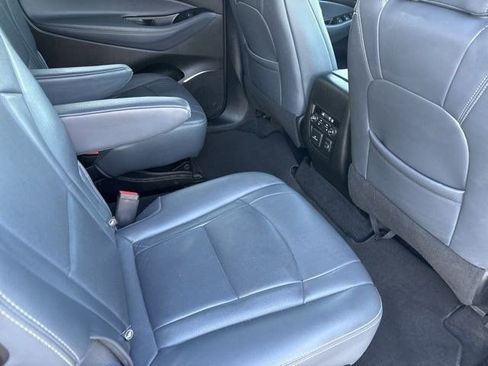 Used 2024 Buick Enclave Premium image 36