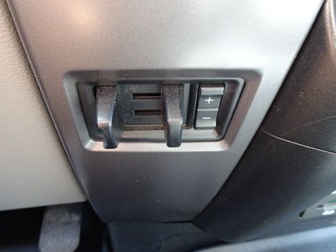 Used 2015 Ford F150 XLT w/ Equipment Group 302A Luxury AWD/4WD image 27