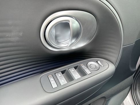 New 2026 Hyundai Ioniq 9 SEL image 15