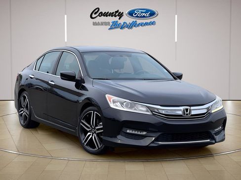 Used 2017 Honda Accord Sport image 1