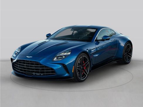 Used 2025 Aston Martin V8 Vantage Coupe RWD image 1
