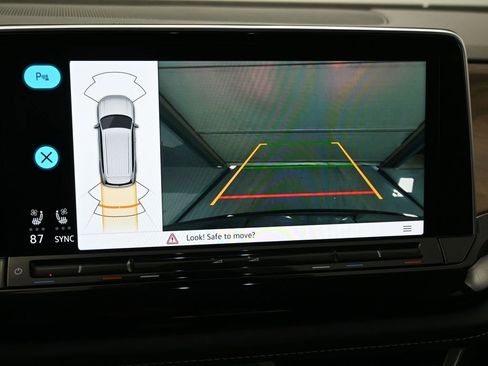 Used 2024 Volkswagen Atlas SE image 22