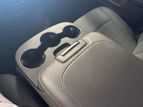 Used 2017 RAM 2500 Tradesman w/ Chrome Appearance Group image 25