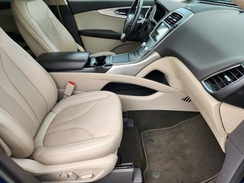 Used 2020 Lincoln Nautilus FWD w/ Equipment Group 101A image 13