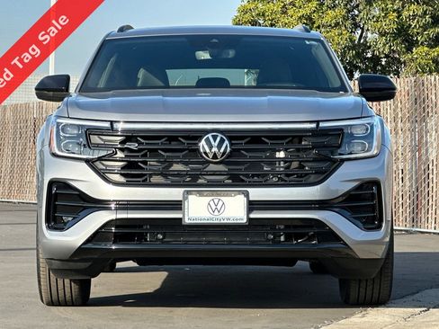 New 2025 Volkswagen Atlas Cross Sport SEL R-Line image 3