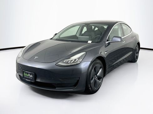 Used 2018 Tesla Model 3 Long Range RWD image 3