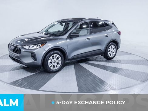 Used 2025 Ford Escape Active FWD image 3