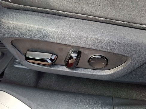 Used 2025 Lexus RX 350 Premium image 11