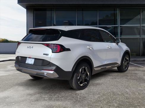 New 2026 Kia Sportage S image 5