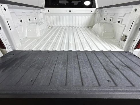 Certified 2022 Chevrolet Silverado 1500 LT image 28