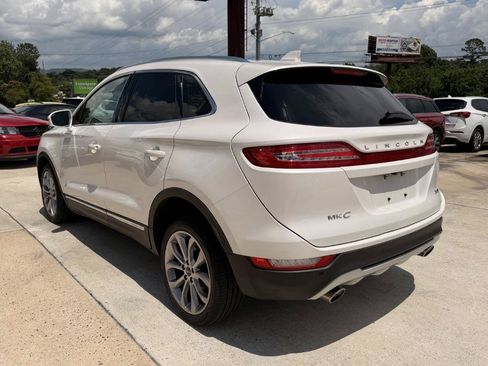 Used 2017 Lincoln MKC Select w/ Select Plus Package FWD image 9