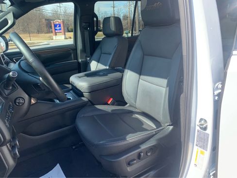 Used 2023 Chevrolet Tahoe High Country w/ Premium Package 2 image 13