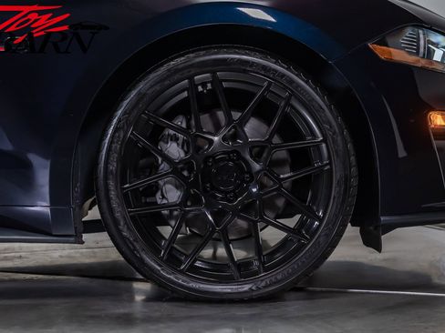 Used 2023 Ford Mustang GT RWD image 16
