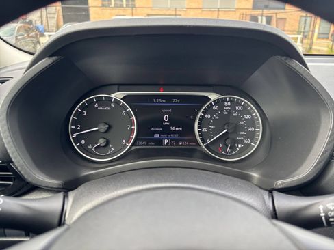 Used 2025 Nissan Sentra SV FWD image 37