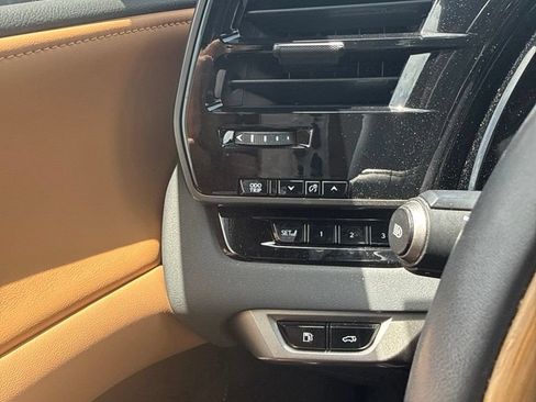 Used 2024 Lexus RX 350h w/ Accessory Package (Z1) AWD/4WD image 4