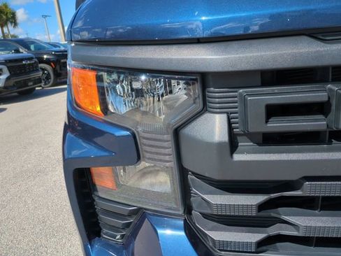 Used 2022 Chevrolet Silverado 1500 Custom RWD image 10