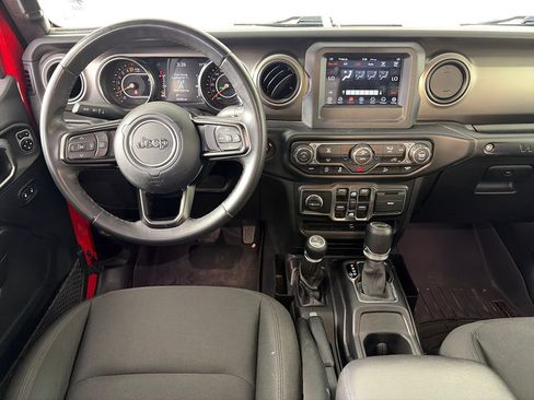 Used 2019 Jeep Wrangler Unlimited Sport S AWD/4WD image 14