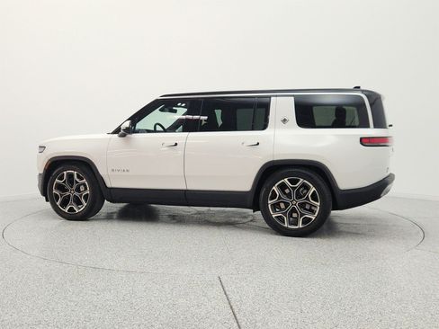 Used 2025 Rivian R1S Adventure AWD/4WD image 8