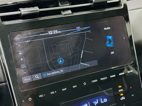 Used 2023 Hyundai Tucson Limited image 12