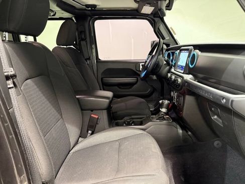 Used 2021 Jeep Wrangler Unlimited Sport AWD/4WD image 29