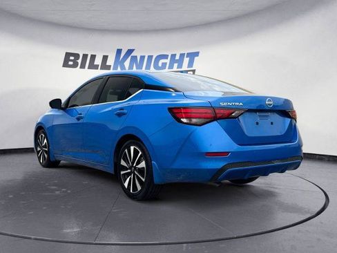 Used 2025 Nissan Sentra SV w/ SV Premium Package FWD image 3