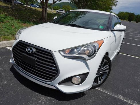 Used 2016 Hyundai Veloster Turbo FWD image 8
