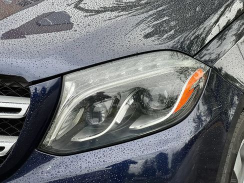 Used 2018 Mercedes-Benz GLS 450 4MATIC image 10