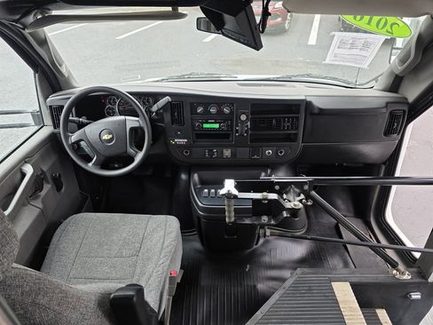 Used 2016 Chevrolet Express 3500 w/ Shuttle Bus Package image 14