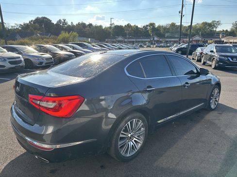 Used 2016 Kia Cadenza Premium image 6