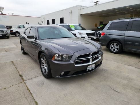 Used 2014 Dodge Charger R/T RWD image 7